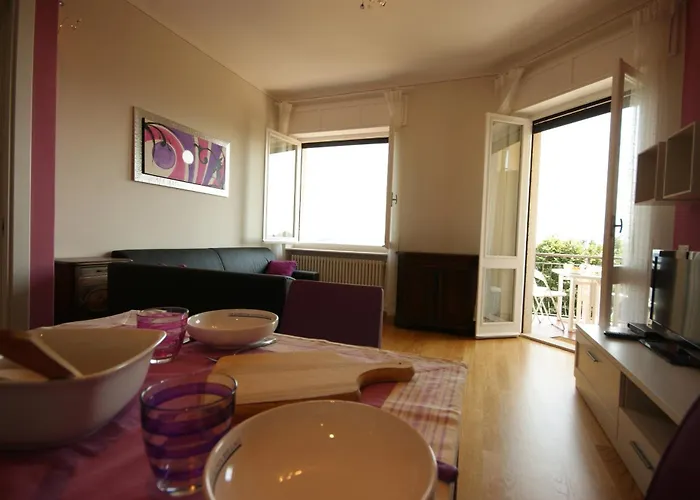 Apartament Del Rampolino Glicine *
