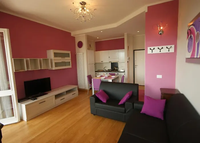 Del Rampolino Glicine Apartment *